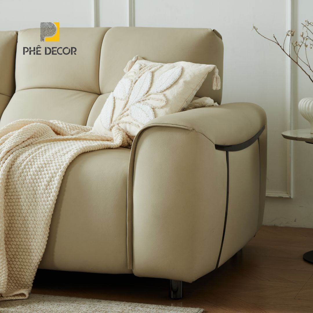 Vật Liệu Thượng Hạng: Da Bò Ý S++ và Đệm Mút Phức Hợp