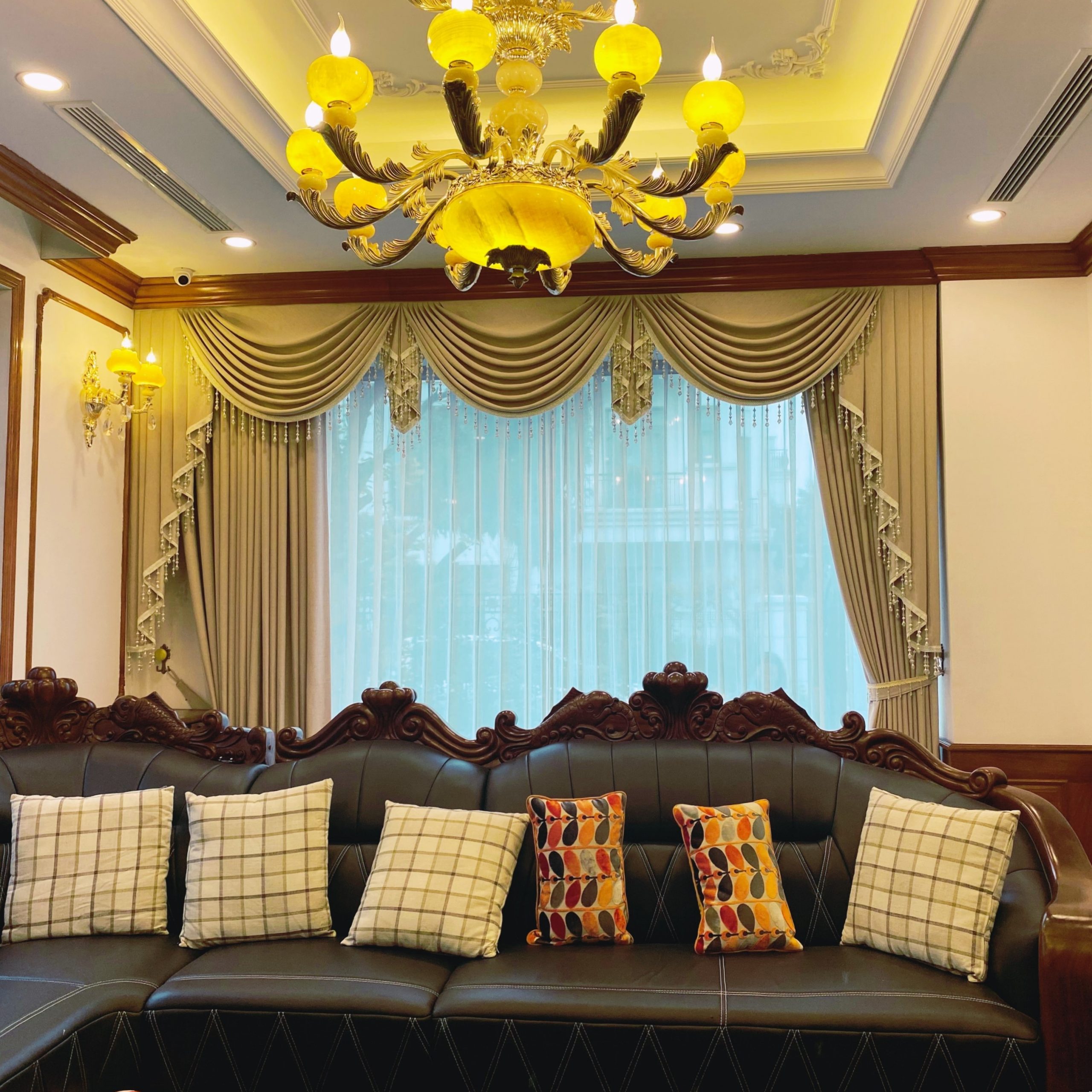 Thương hiệu Phê Luxury: Nơi Di Sản Cổ Điển Được Tái Sinh