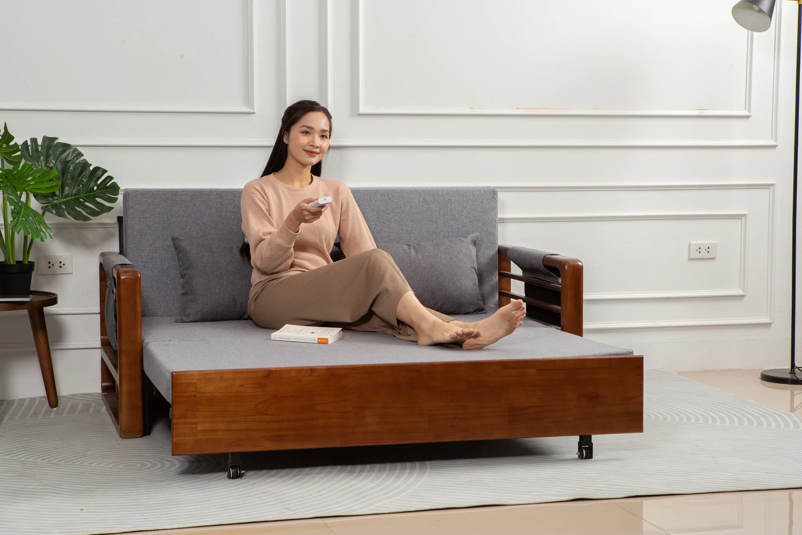 Kích thước & tỷ lệ phù hợp với không gian là tiêu chí đầu tiên và quan trọng nhất trong kinh nghiệm mua sofa giường