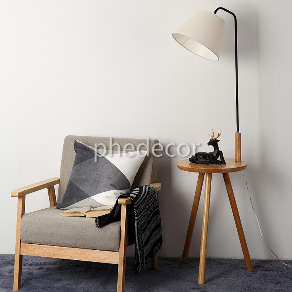 Đèn Cây Tích Hợp Bàn Trang Trí DC04