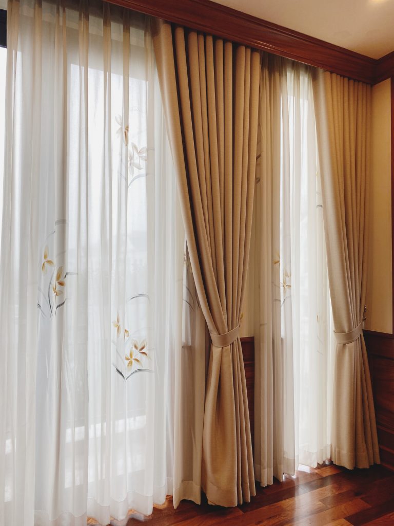 Mẫu rèm cửa biệt thự Nguyệt Quế