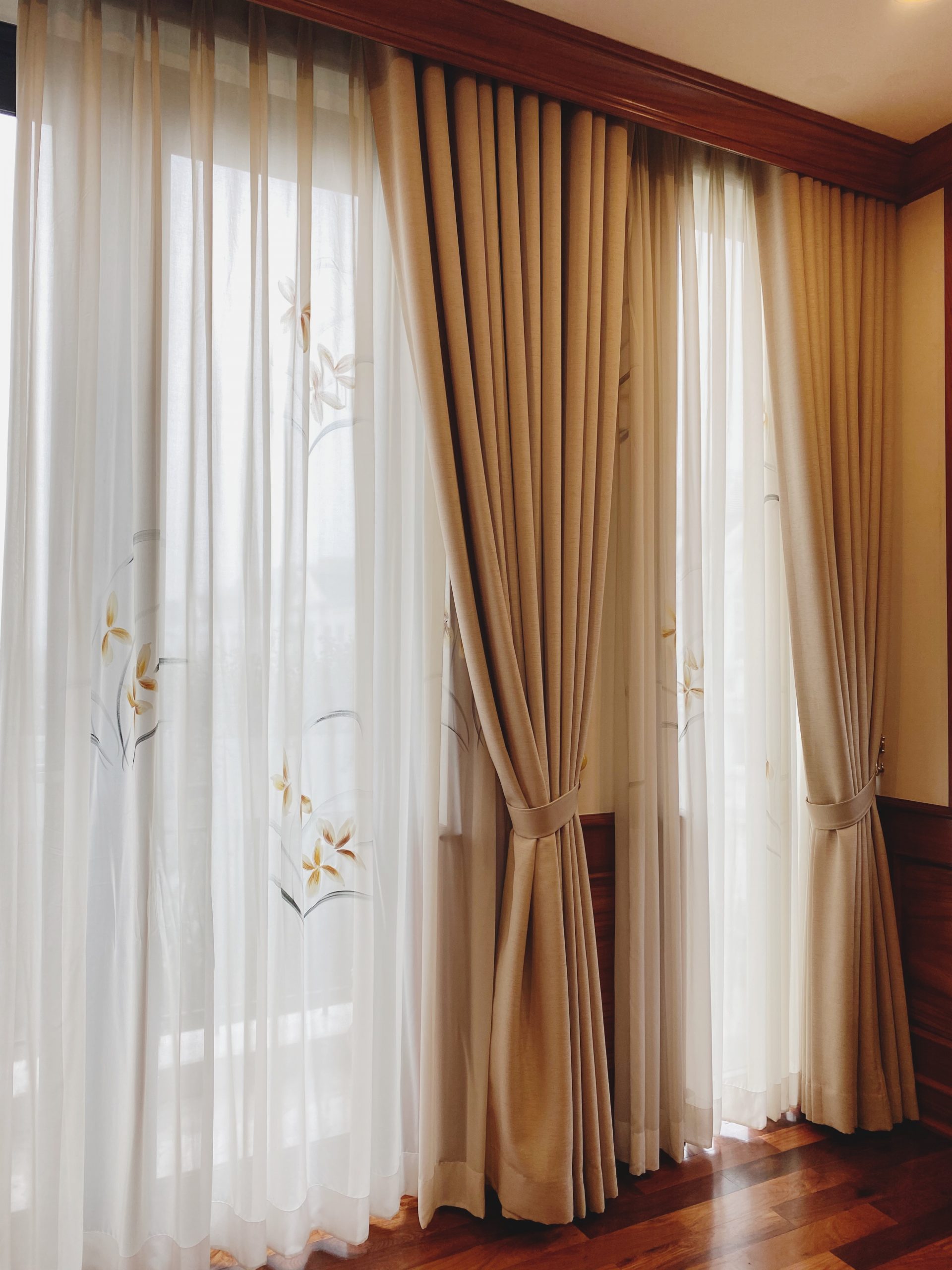 Mẫu rèm cửa biệt thự Nguyệt Quế