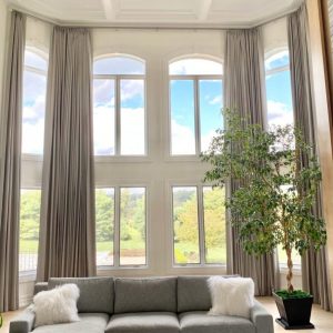 15 mẫu rèm thông tầng cho biệt thự và căn hộ cao cấp được ưa chuộng nhất