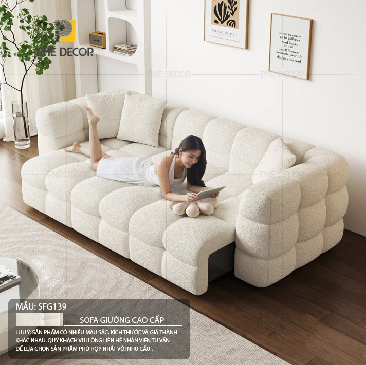 Nếu nhà có trẻ nhỏ hoặc thú cưng, hãy ưu tiên các loại vải công nghệ dễ vệ sinh, chống thấm, chống cào xước