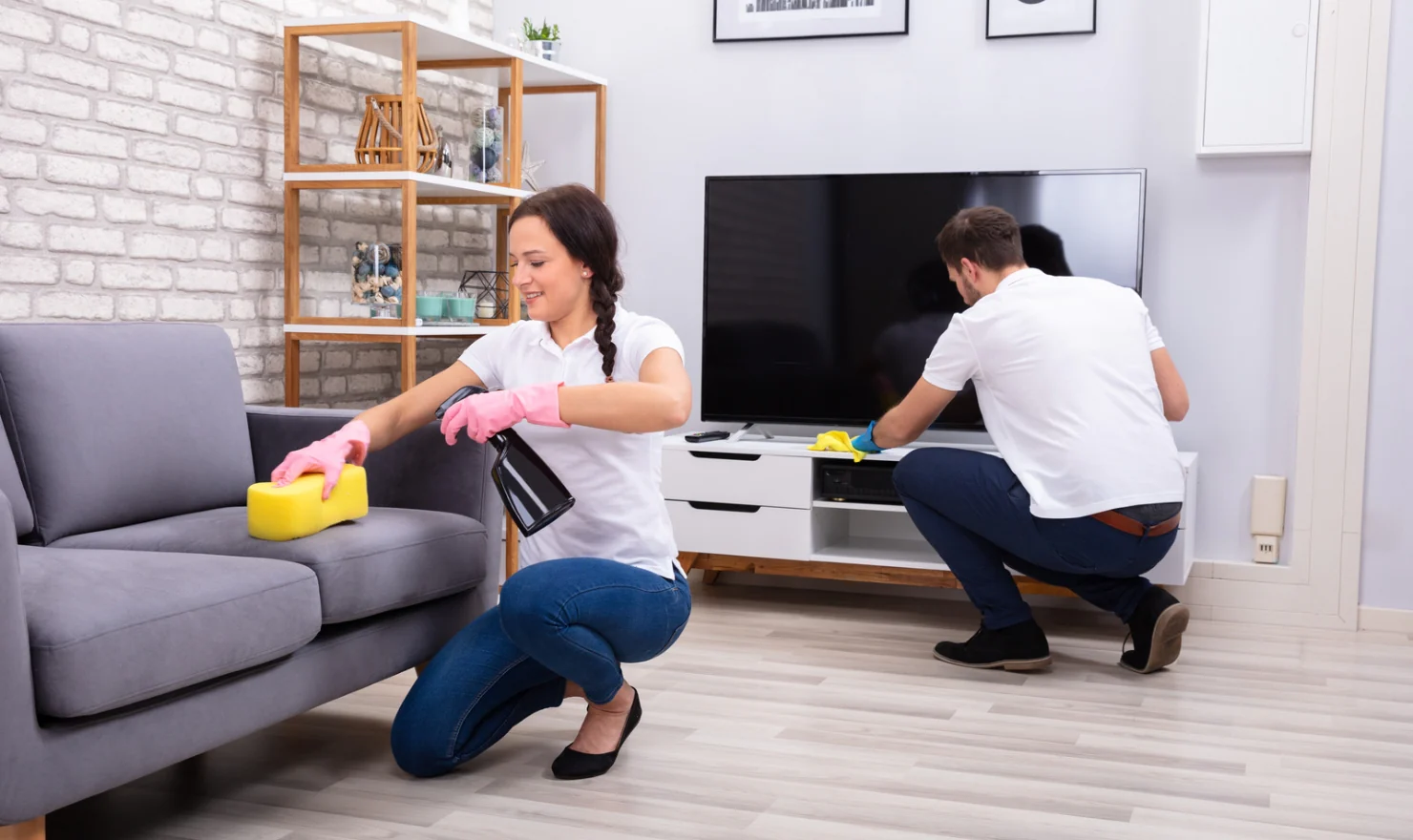 Để việc vệ sinh đạt hiệu quả cao nhất và không làm ảnh hưởng đến sản phẩm, bạn cần nhận biết đúng thời điểm cần hành động