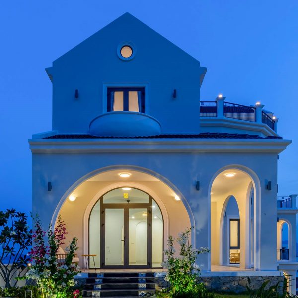 Biệt thự 4 tầng mái Thái AO9 Villa - Ảnh 3