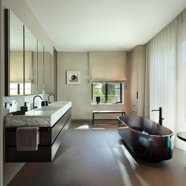 Nhà biệt thự 3 tầng mái bằng đẹp Bolzano Villa - Ảnh 7