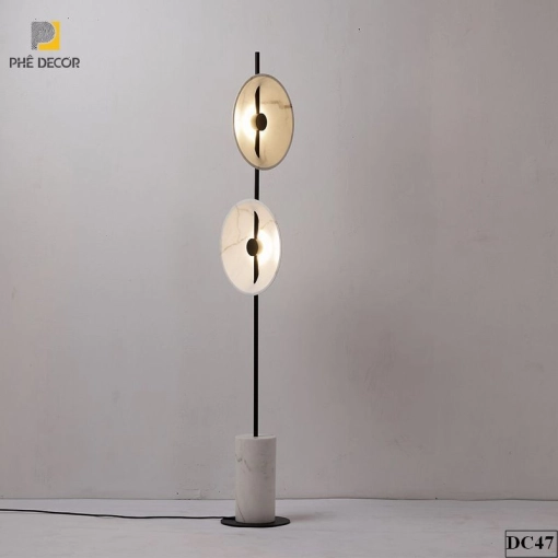 Nhờ thiết kế đa dụng, đèn cây đứng DC47 có thể được đặt ở nhiều vị trí khác nhau trong ngôi nhà