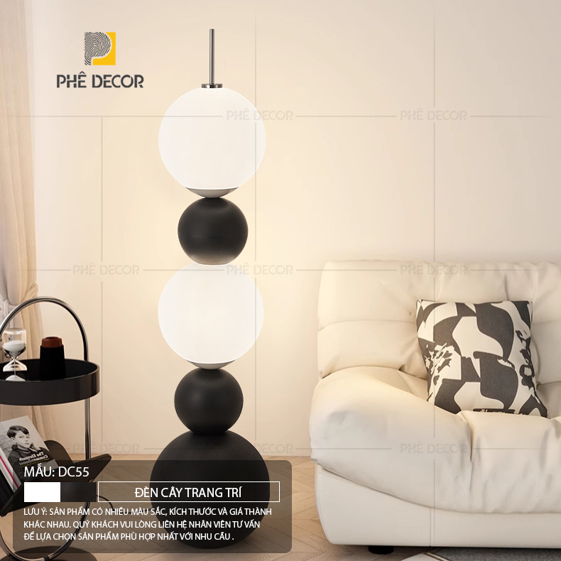 Vượt ra ngoài công năng chiếu sáng đơn thuần, đèn cây đứng DC55 là một biểu tượng của nghệ thuật trang trí