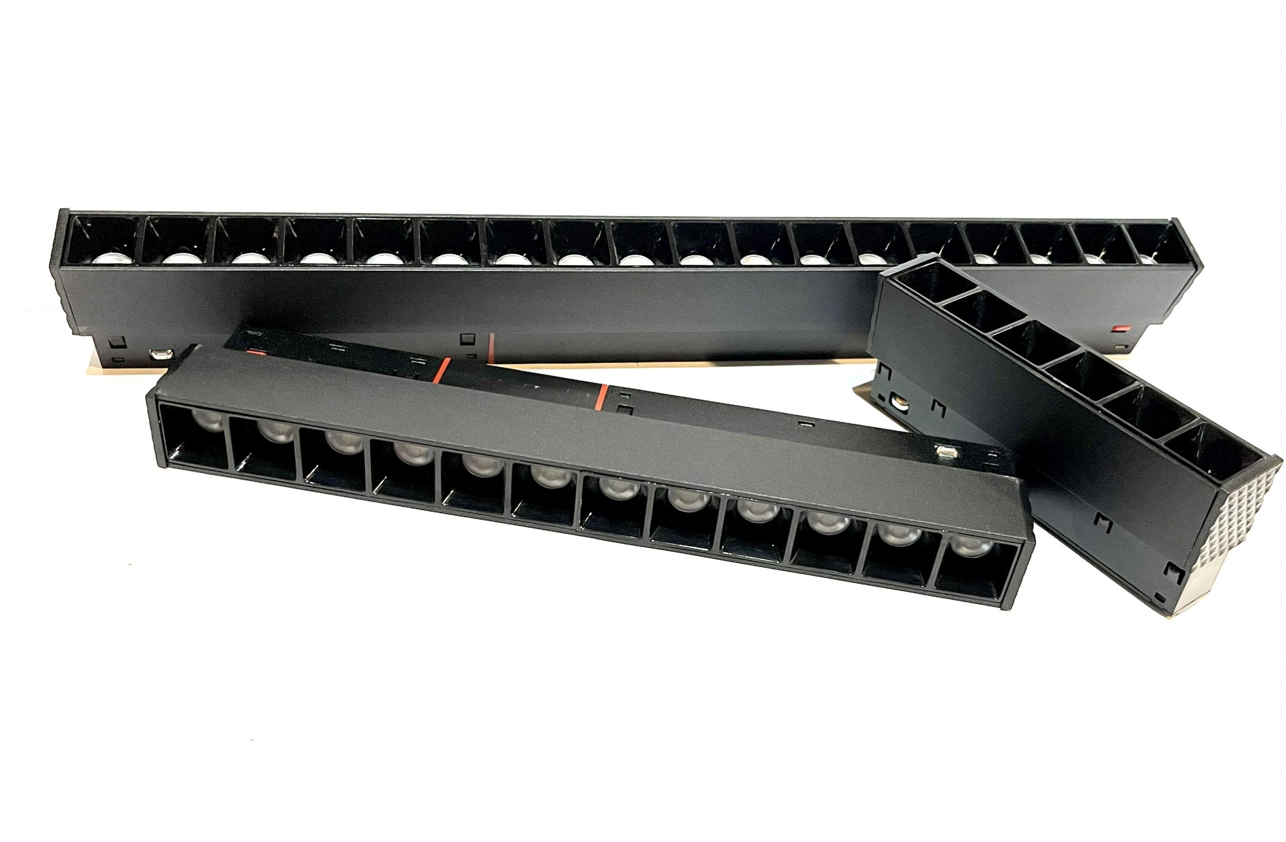Đèn rọi nam châm âm Phê luxury NC-02 là module chiếu điểm tinh xảo và kín đáo nhất trong hệ thống ray