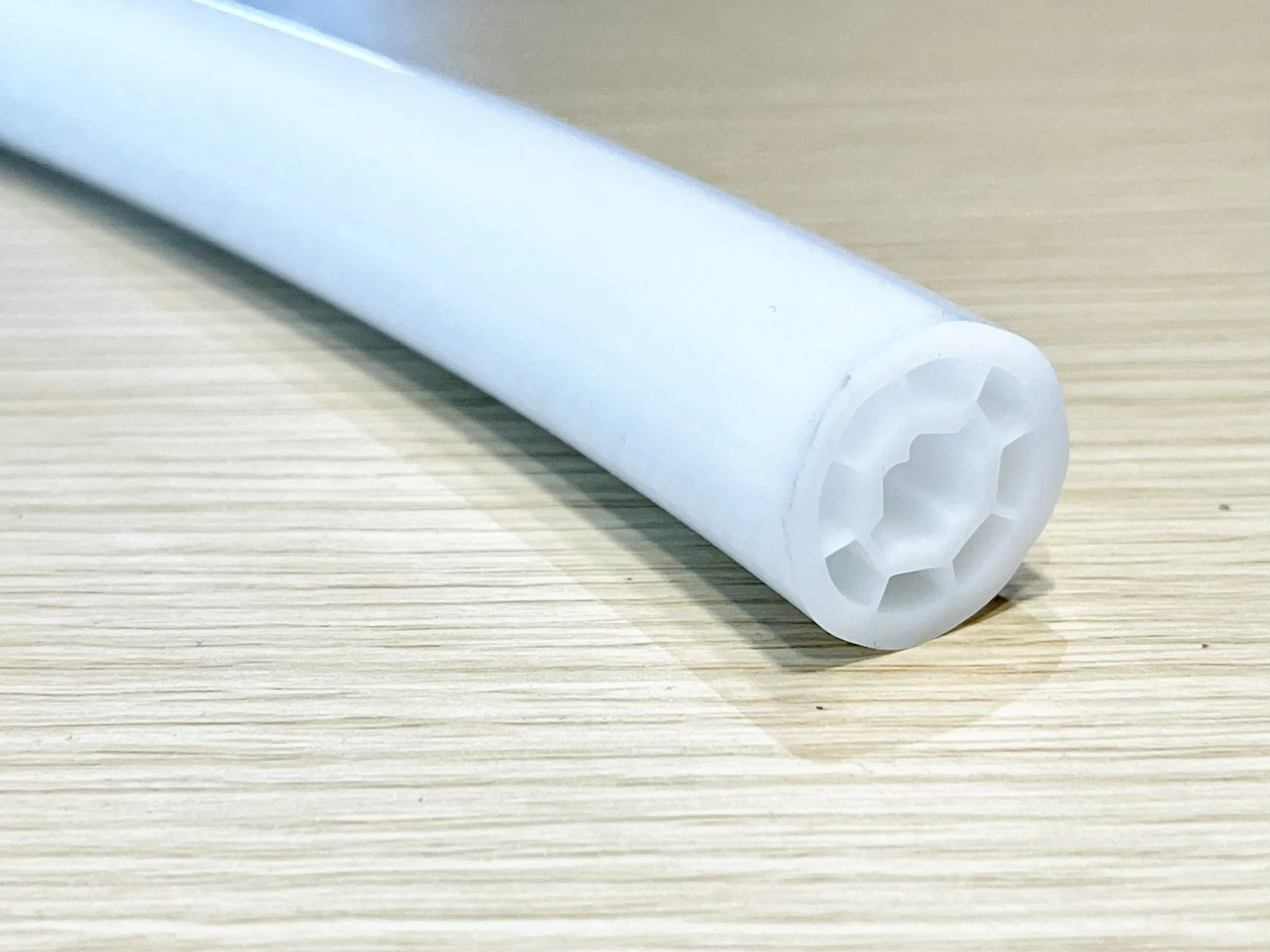 LED silicon dẻo 360° Phê luxury NU-360 (PHE-NU-360) là loại đèn cho phép ánh sáng tỏa ra đều 360 độ xung quanh