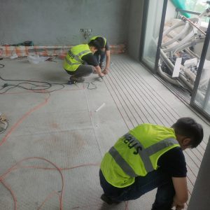 Bí Quyết Bố Trí Khe Co Giãn Khi Thi Công Sàn Sưởi Diện Tích Lớn Chống Nứt Vữa Cán Nền