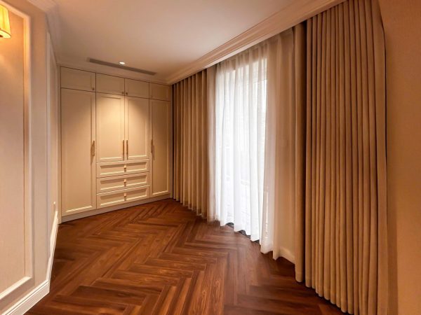 Thi công rèm biệt thự Hoa Sữa - Vinhomes Riverside - Ảnh 2