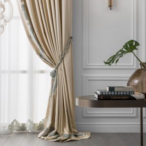 Các Kiểu Rèm Cửa Cho Trần Nhà Cao: Bí Quyết Tối Ưu Thẩm Mỹ & Công Năng