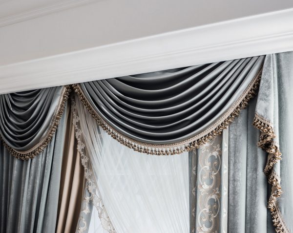 Rèm Nhung: Biểu Tượng Của Vẻ Đẹp Sang Trọng & Đẳng Cấp