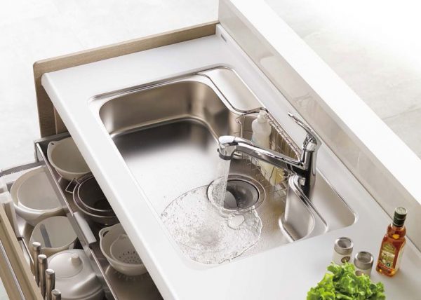 Inox SUS 304 có an toàn không? Giải mã bí mật ‘thép không gỉ quốc dân’ cho sức khỏe gia đình bạn