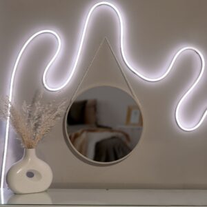 Cách làm chữ Neon bằng LED Silicon: Quy trình thiết kế, cắt uốn và nối nguồn ra sao?